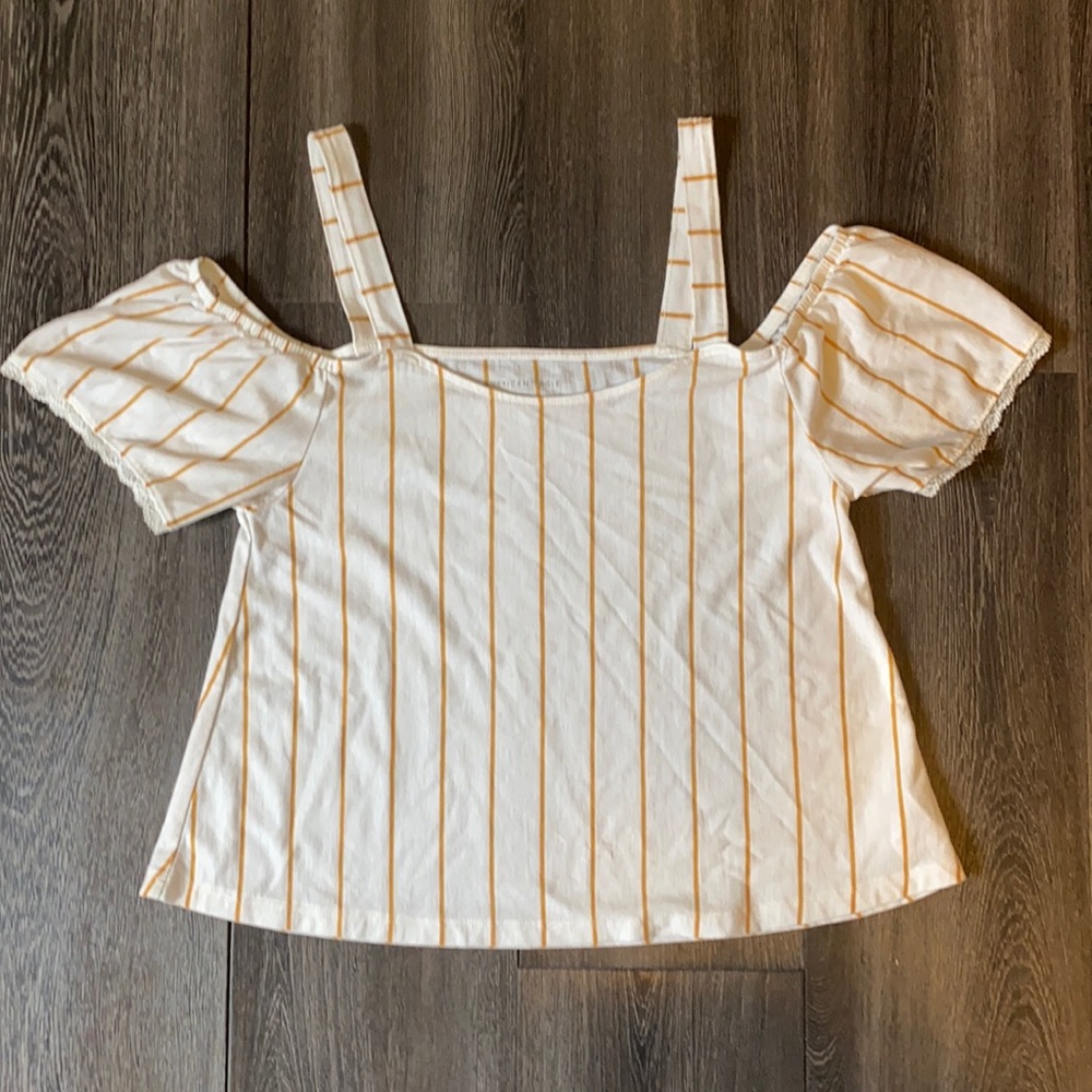 AE Cold Shoulder Top